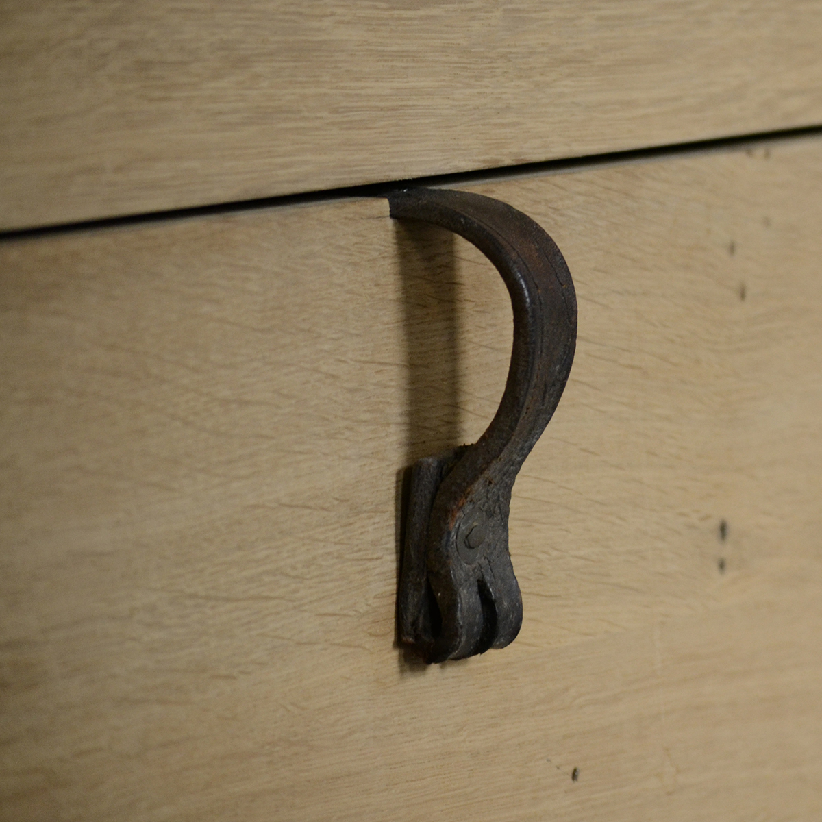 keuken Twijzel, detail greepjes